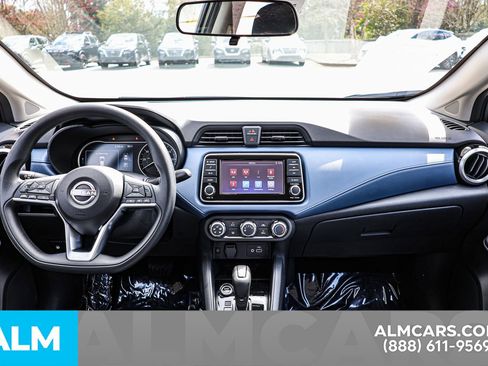 Used 2025 Nissan Versa SV w/ Trunk Package image 23