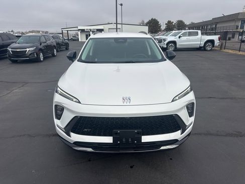 Used 2025 Buick Envision Sport Touring image 9