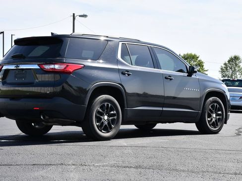 Used 2020 Chevrolet Traverse LT FWD image 7