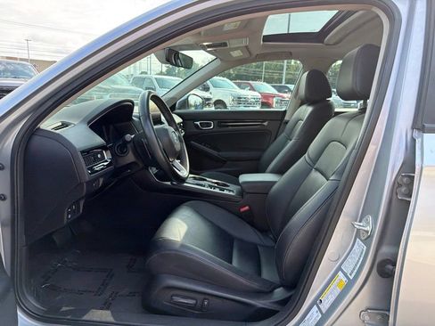 Used 2024 Honda Civic Touring image 11