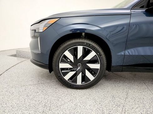 New 2026 Volvo EX90 Plus AWD/4WD image 37