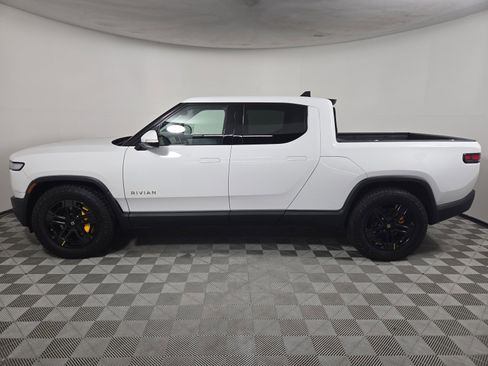 Used 2023 Rivian R1T Adventure image 2