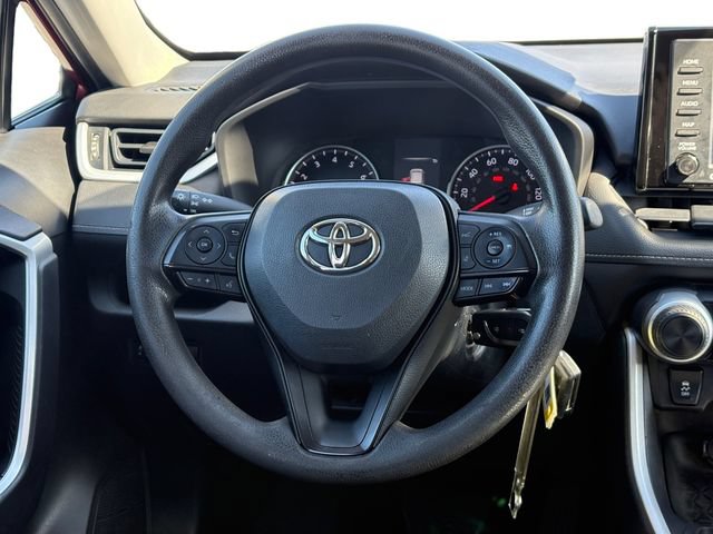 Certified 2022 Toyota RAV4 LE w/ Carpet Mat Package (TMS) AWD/4WD image 15