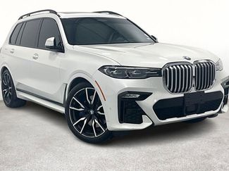 Used 2019 BMW X7 xDrive50i w/ Dynamic Handling Package video 1