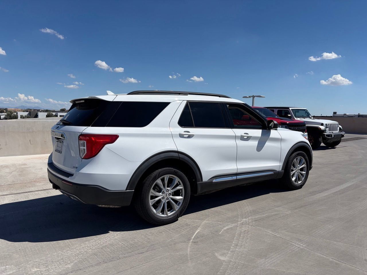 Used 2020 Ford Explorer XLT w/ Equipment Group 202A AWD/4WD image 2