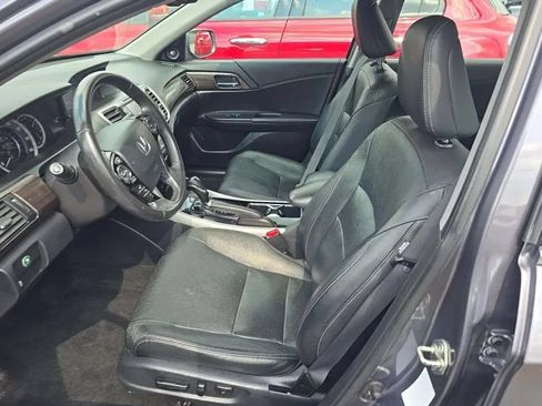 Used 2017 Honda Accord EX-L image 3