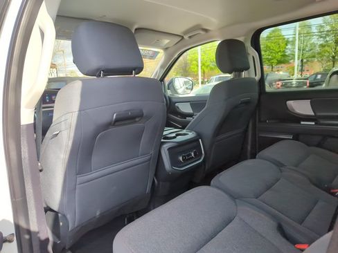 Used 2025 Ford Expedition Active RWD image 20