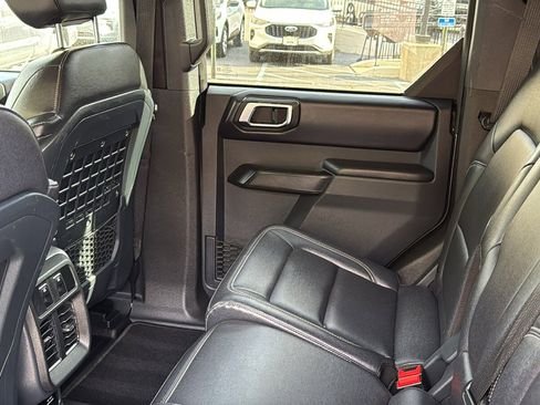 Certified 2025 Ford Bronco Badlands AWD/4WD image 30