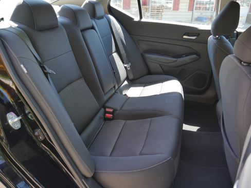 Certified 2022 Nissan Altima 2.5 SV w/ SV Premium Package AWD/4WD image 24