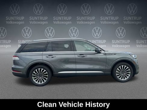 Used 2023 Lincoln Aviator Reserve AWD/4WD image 6