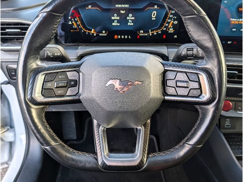 Used 2024 Ford Mustang Premium image 16
