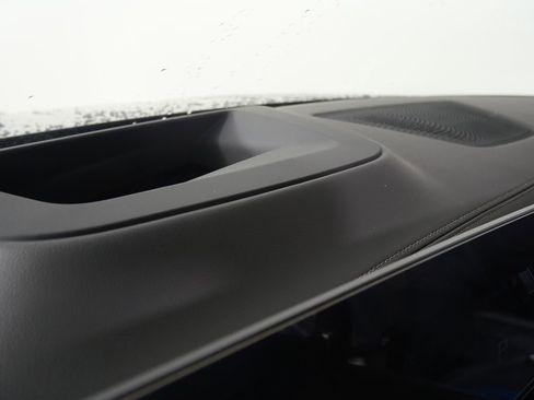 Used 2026 BMW X7 M60i image 21