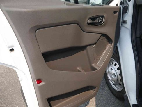 Used 2025 Ford Transit 250 148 Medium Roof Extended AWD image 22