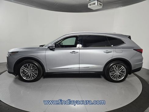 Used 2024 Acura MDX SH-AWD w/ Advance Package image 3