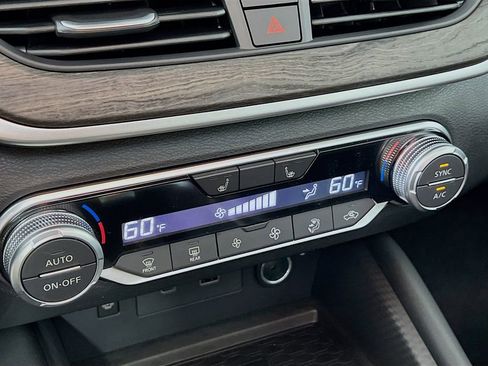 New 2025 Nissan Altima 2.5 SV w/ SV Premium Package image 14