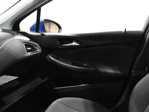 Used 2019 Chevrolet Cruze LT image 20