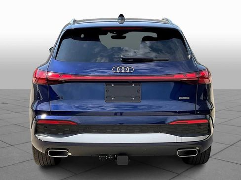 New 2025 Audi Q5 Prestige image 4
