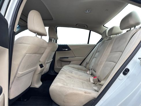 Used 2016 Honda Accord EX image 13