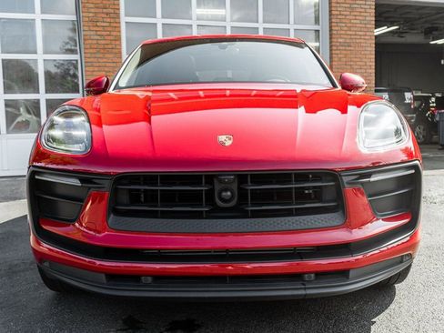 Used 2023 Porsche Macan image 36