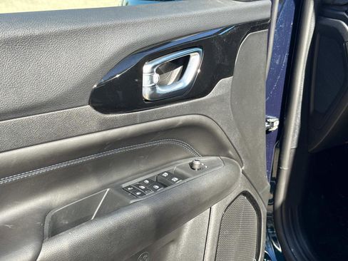 New 2026 Jeep Compass Latitude AWD/4WD image 17