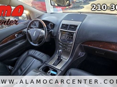 Used 2013 Lincoln MKX FWD image 15