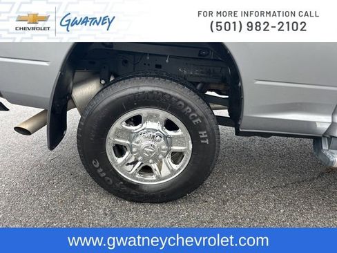 Used 2024 RAM 2500 Tradesman w/ Chrome Appearance Group image 11