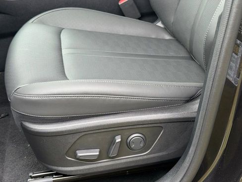 New 2026 Kia Sorento S w/ S Panoramic Sunroof Package image 25