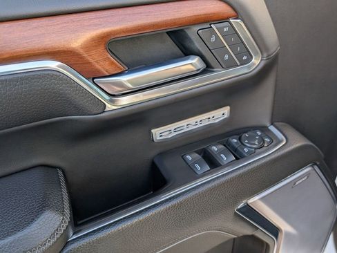 Used 2022 GMC Sierra 1500 Denali w/ Denali Reserve Package image 26