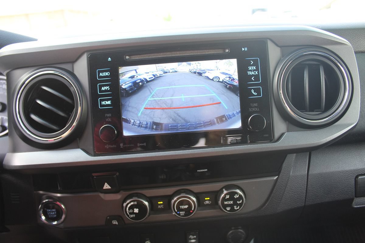 Used 2017 Toyota Tacoma TRD Sport RWD image 28
