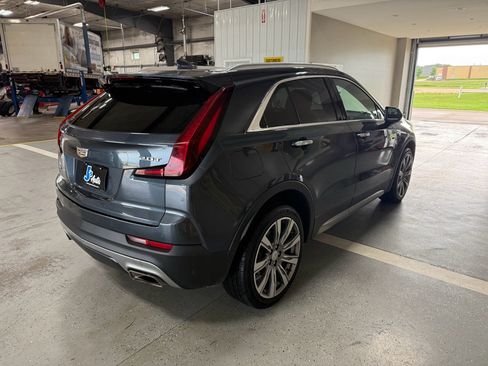 Used 2019 Cadillac XT4 Premium Luxury AWD/4WD image 5