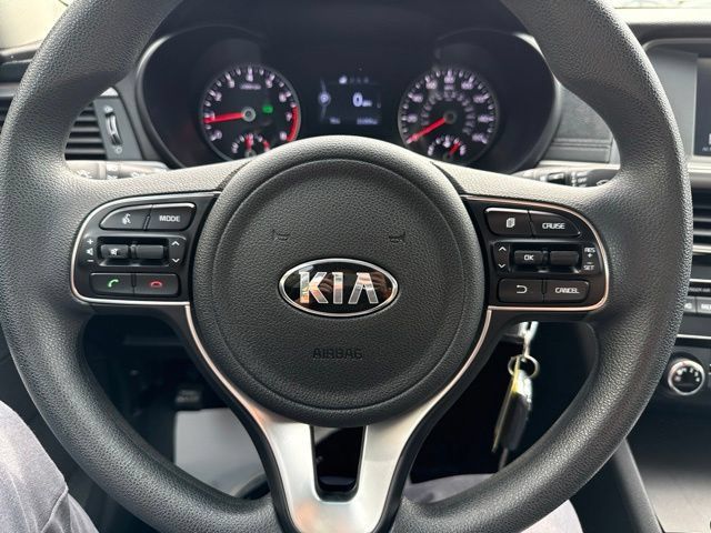 Used 2018 Kia Optima LX FWD image 9