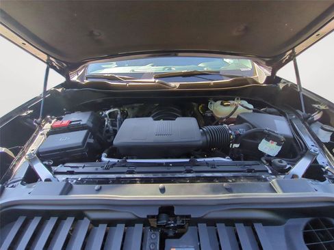 Used 2024 Chevrolet Silverado 1500 Custom Trail Boss AWD/4WD image 34