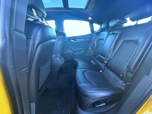 Used 2022 Maserati Levante Modena AWD/4WD image 19