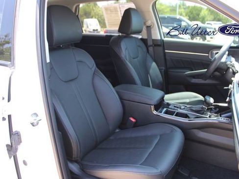 Used 2026 Kia Sorento SX AWD/4WD image 11