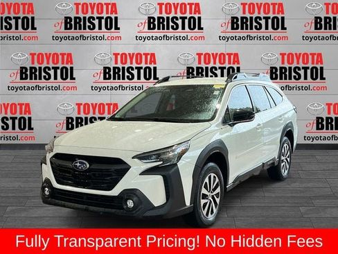 Used 2025 Subaru Outback Premium AWD/4WD image 8