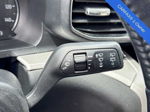 Used 2023 Ford Explorer XLT w/ Equipment Group 202A AWD/4WD image 32