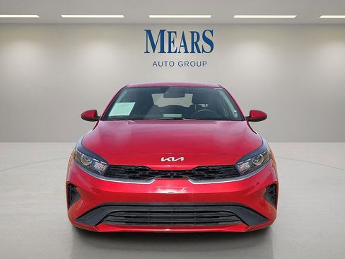 Used 2024 Kia Forte LXS image 9