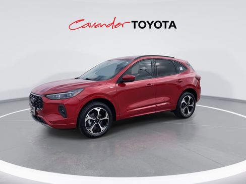 Used 2024 Ford Escape ST-Line Elite w/ Premium Technology Package image 4