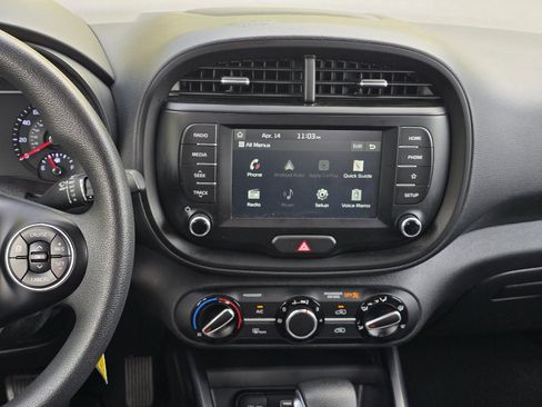 Used 2021 Kia Soul LX FWD image 15