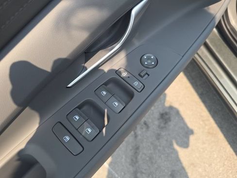 New 2026 Hyundai Elantra SE FWD image 11