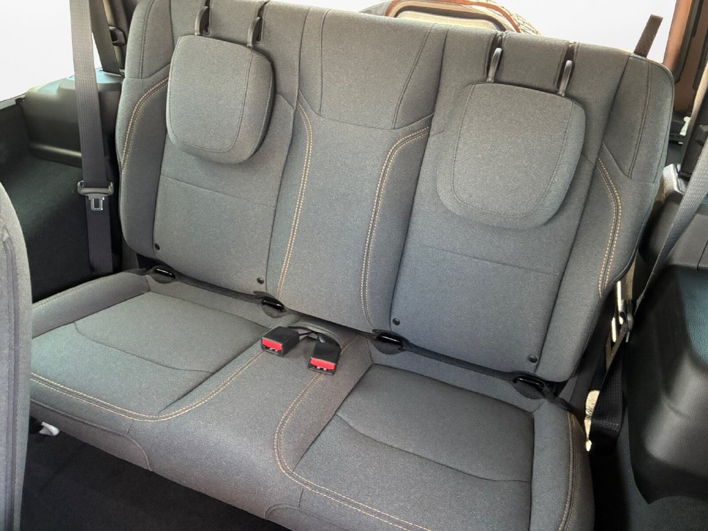 Used 2024 Jeep Wrangler Sport AWD/4WD image 21