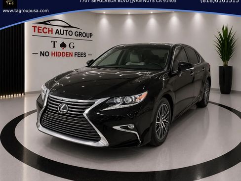Used 2017 Lexus ES 350 w/ Navigation System Package FWD image 1