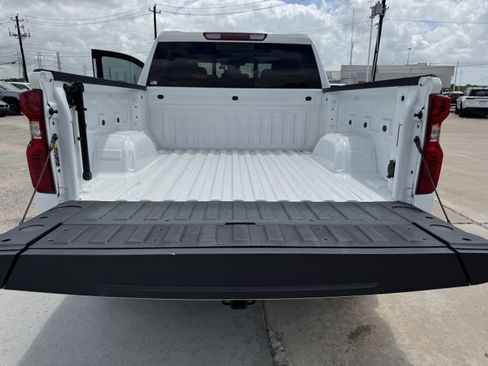 Used 2024 Chevrolet Silverado 1500 LT w/ Convenience Package II RWD image 32