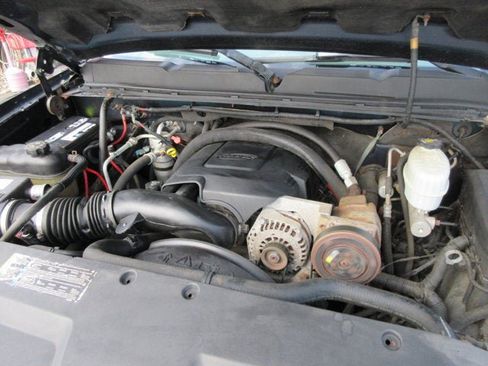 Used 2007 Chevrolet Silverado 3500 W/T w/ Snow Plow Prep Package AWD/4WD image 22