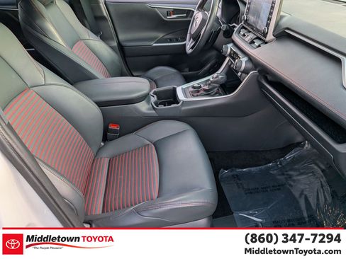 Certified 2022 Toyota RAV4 XSE image 38