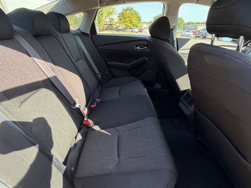 Used 2025 Honda Accord SE image 16