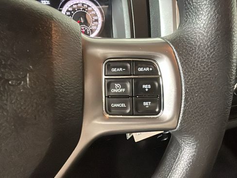 Used 2024 RAM 1500 Classic SLT AWD/4WD image 18