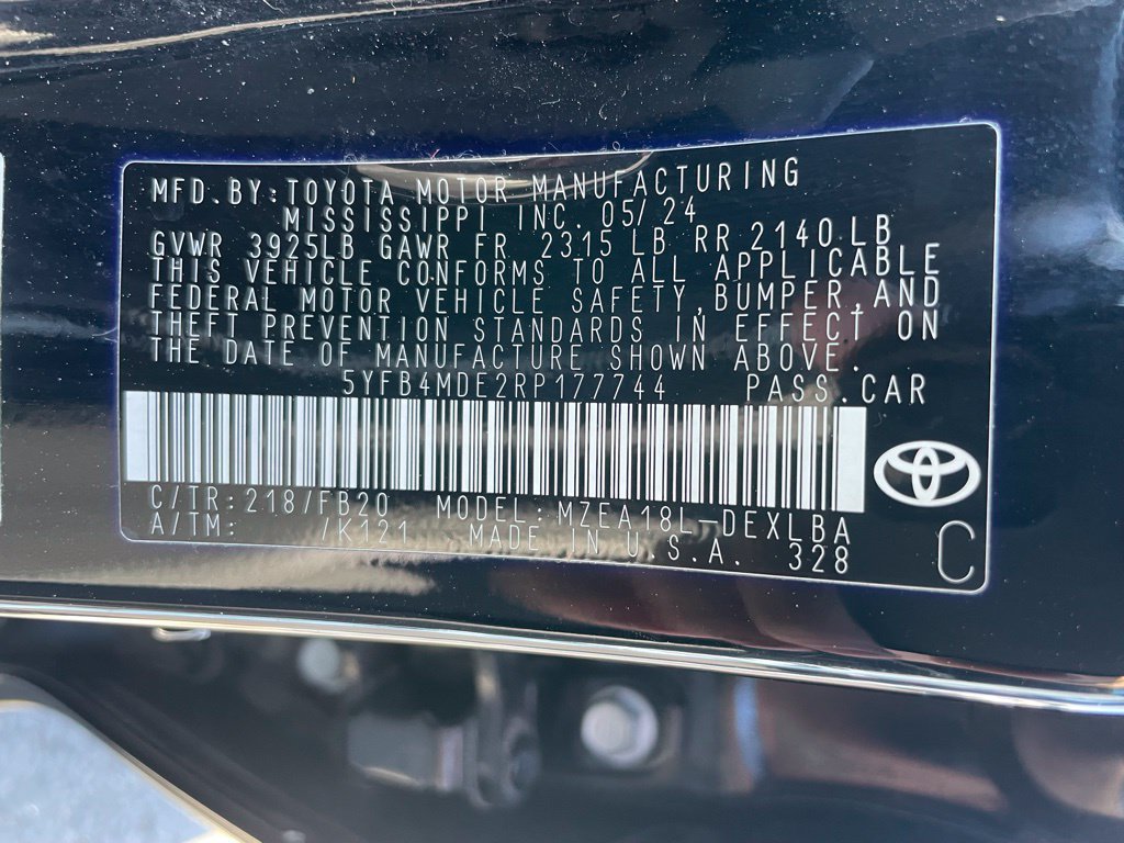Used 2024 Toyota Corolla LE FWD image 38
