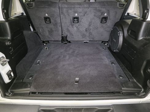 Used 2023 Jeep Wrangler Sahara image 12