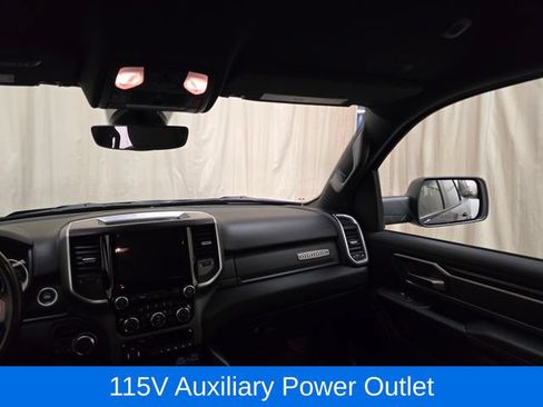 Used 2022 RAM 1500 Big Horn AWD/4WD image 34